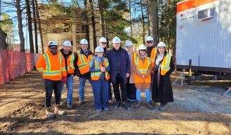 Visite du chantier de Mission Unitaînés